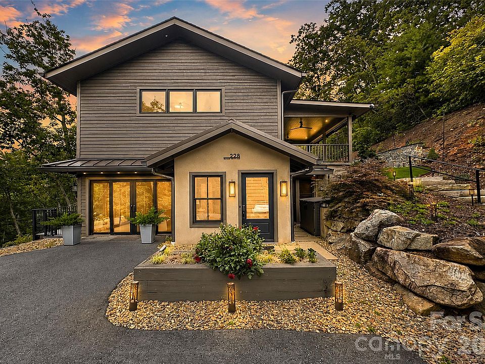228 Allen Mountain Dr, Black Mountain, NC 28711 | MLS #4407817