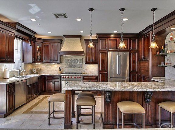 3rd image of 3302 Brookwood Ln