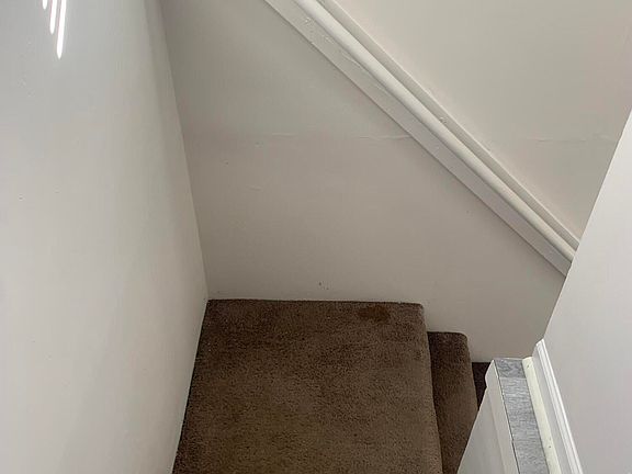 3rd image of 2929 Slevin St