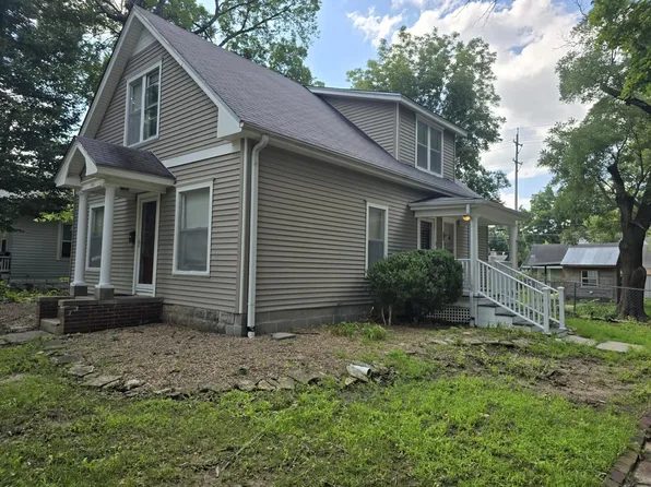 1201 E 11th Ave, Winfield, KS 67156