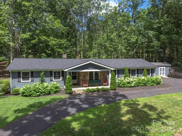 22 Glen Cove Rd, Arden, NC 28704
