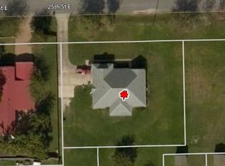 4312 E 25th St, Dickinson, TX 77539