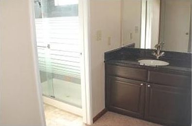 4th image of 498 Northgate Dr