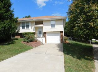 7300 NW 82nd St, Kansas City, MO 64152