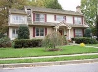 5516 Spruce Tree Ave, Bethesda, MD 20814