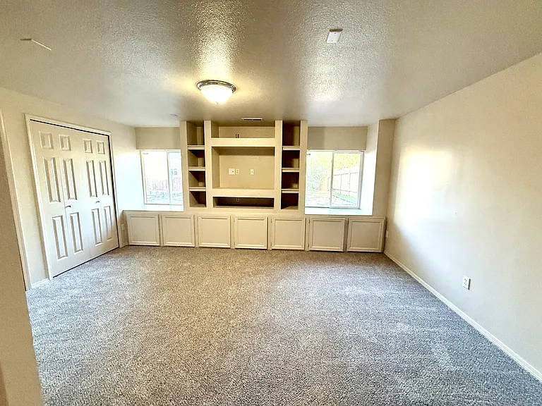 1150 Scarlet Oak Dr — Photo 13
