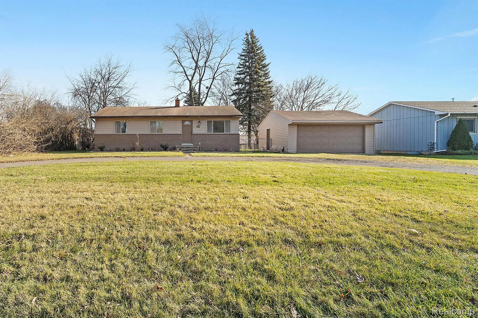 27268 Bunert Rd photo 1