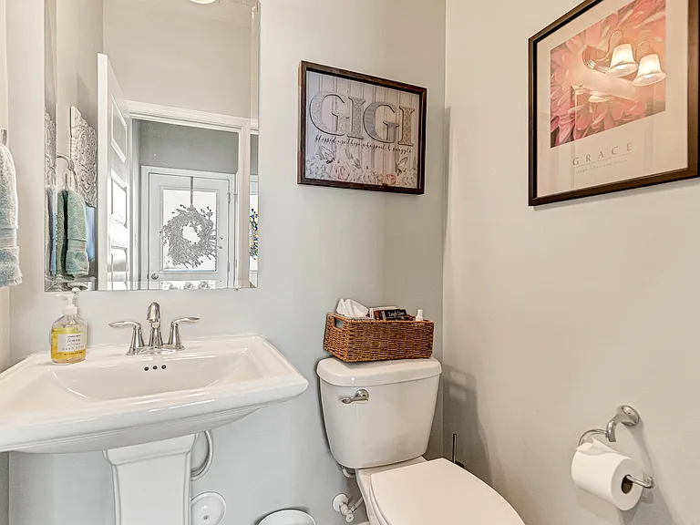 9113 Rutland Greens Way — Photo 12