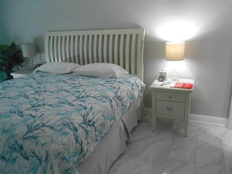 4540 N Ocean Dr #210 — Photo 32