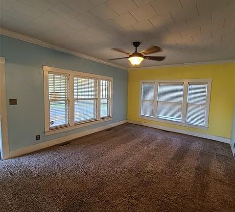 5th image of 608 E 6th Ave