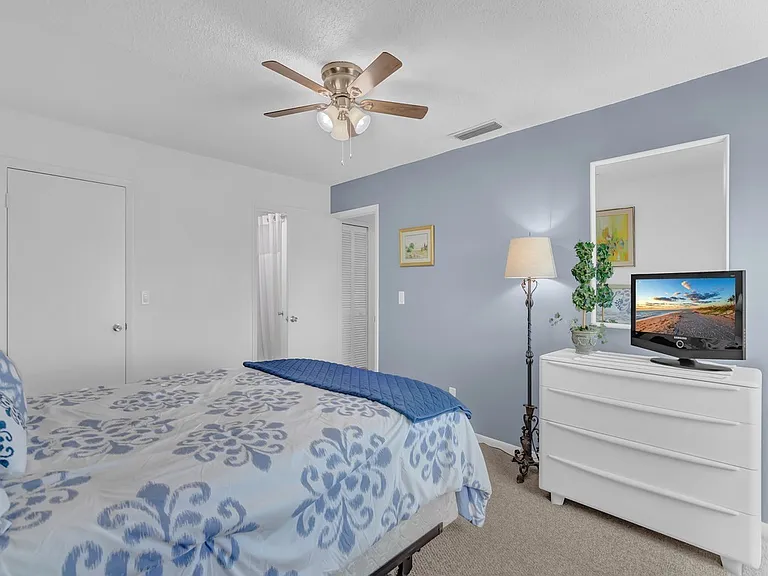 1860 Robalo Dr #203A — Photo 14