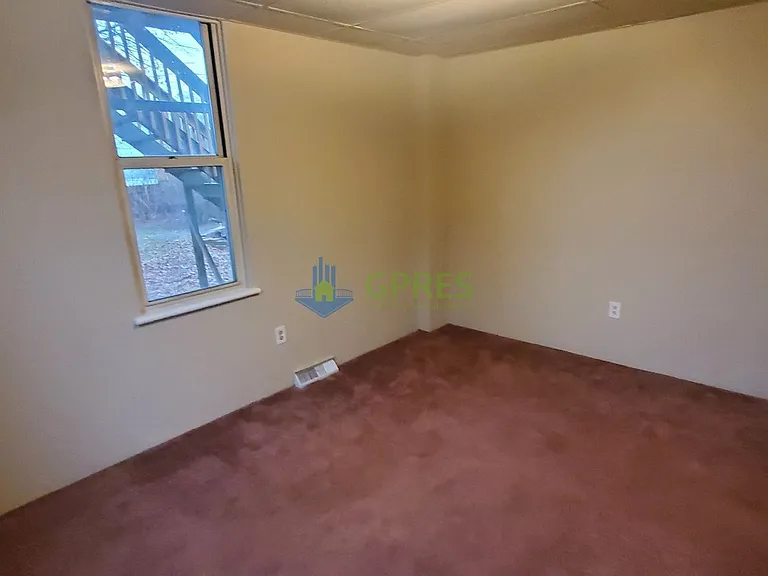 841 Brackenridge Ave. — Photo 22