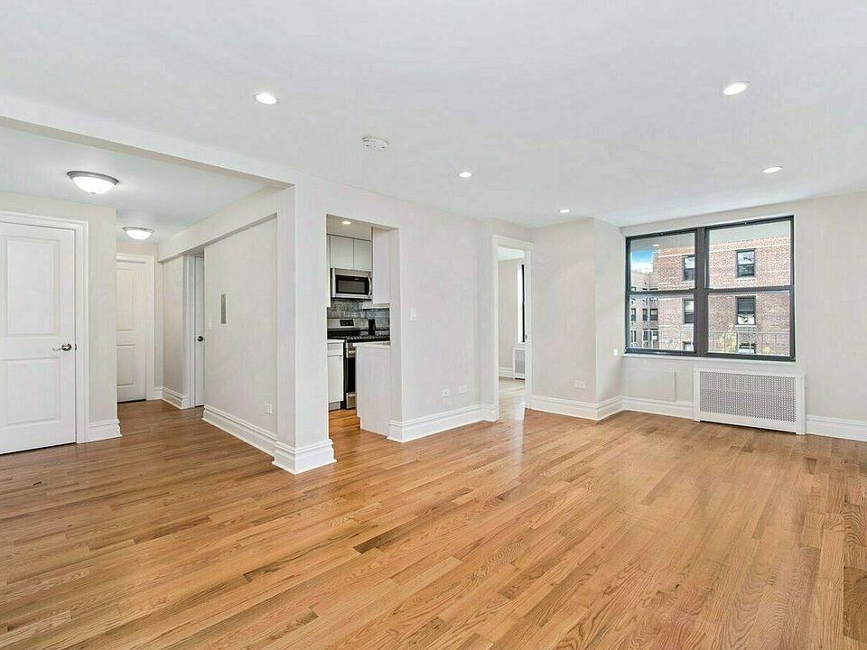 1st image of 132-40 Sanford Ave #5K