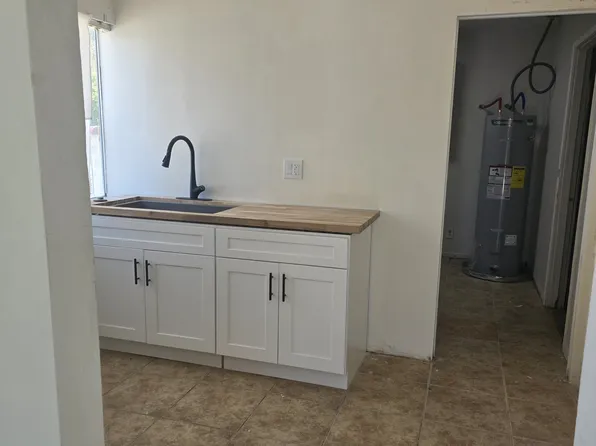 17320 Grand Ave, Lake Elsinore, CA 92530