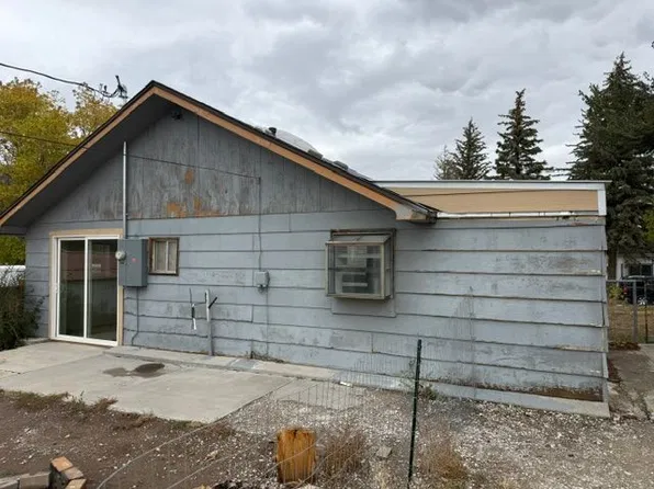 2271 South St, Ely, NV 89301