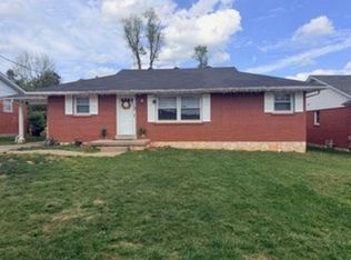 1220 Westmeade Dr, Bowling Green, KY 42101