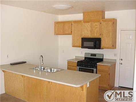 3rd image of 479 Calle Elegante