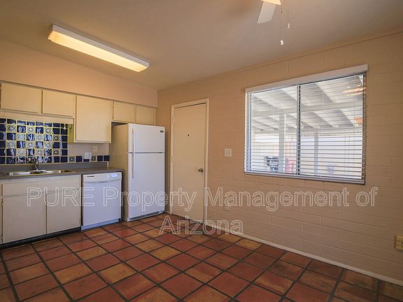 3rd image of 720 N 78th St
