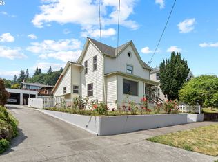 322 W C St, Rainier, OR 97048