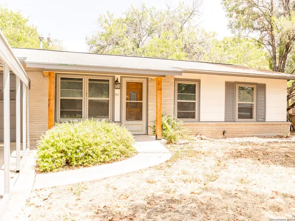 211 S GUILFORD DR, San Antonio, TX 78217