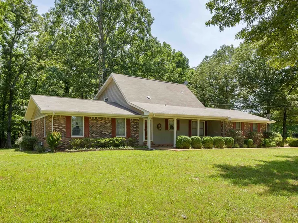 3340 Highway 72, Cherokee, AL 35616