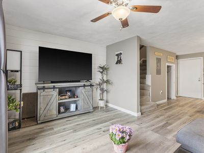 12 Summit Ave APT 6, Beverly, MA, 01915