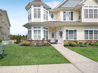 807 Egrets Lndg, Carmel, NY 10512