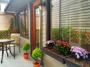 8829 Midvale Ave N #B, Seattle, WA 98103