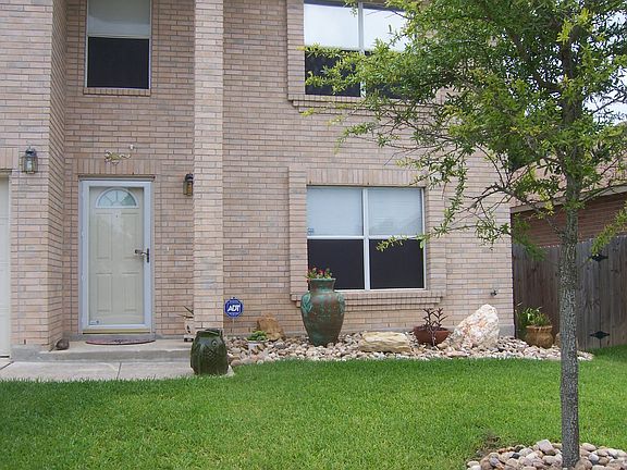 2nd image of 11214 Sutton Pl