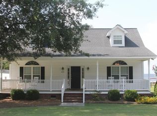 1076 Saint Julien Dr, Eutawville, SC 29048