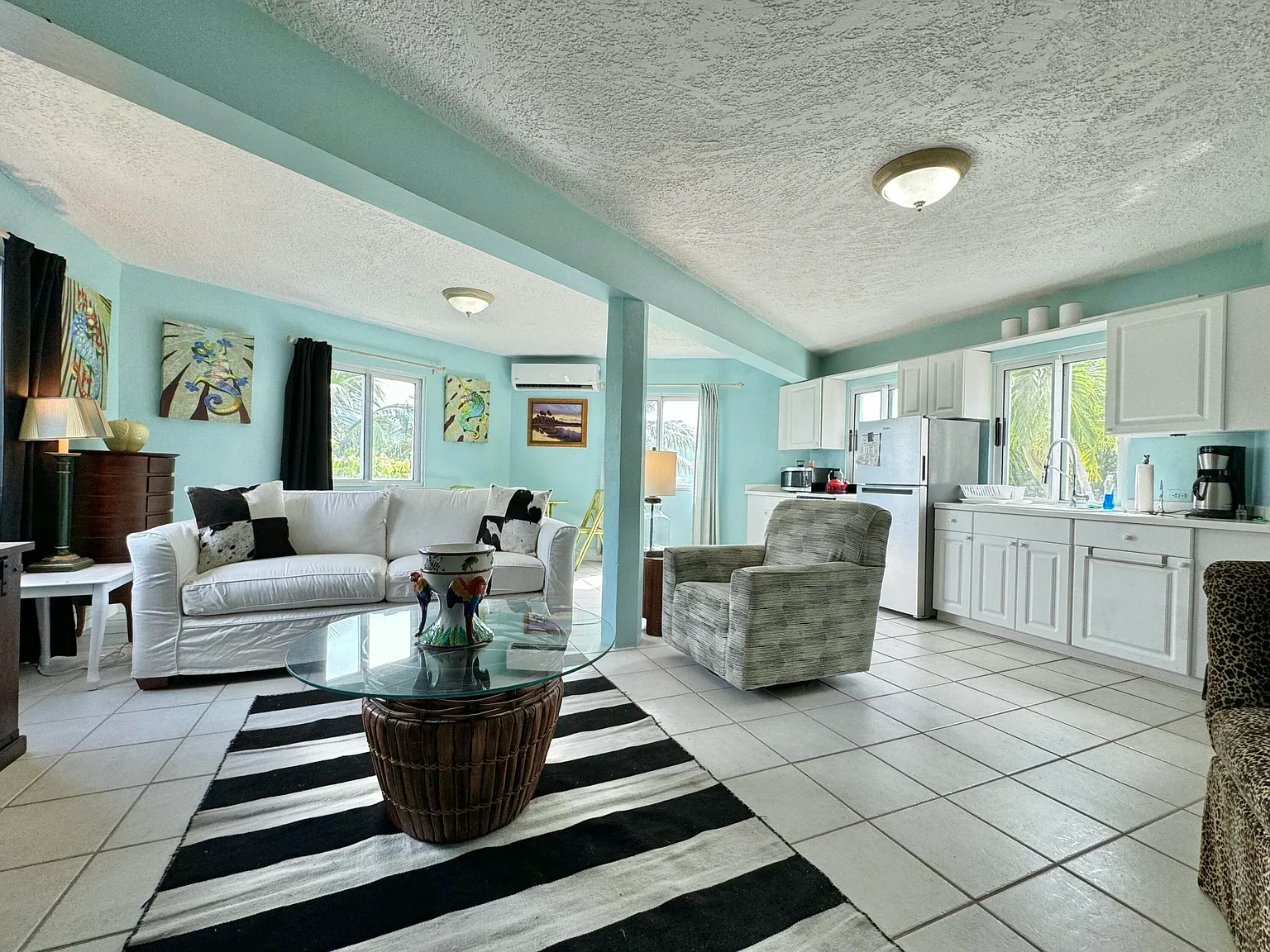1 bed, 1200 sqft, $2,500 — Photo 4