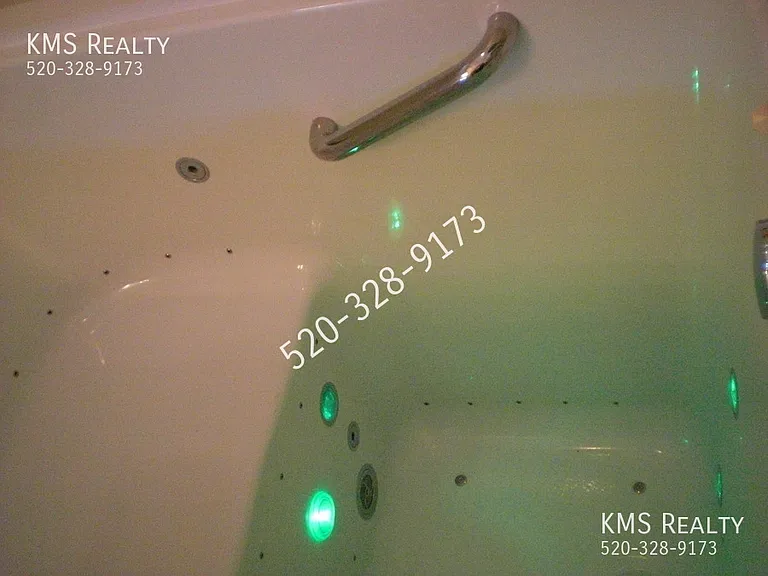 14013 E Voss St — Photo 31