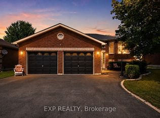 7 Hunter Ct, Springwater, ON L0L 1P0