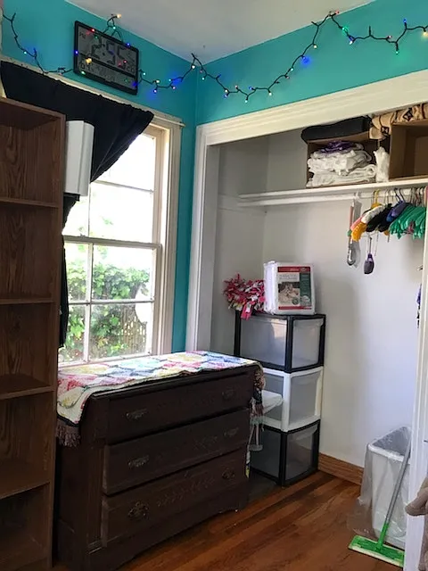1 bed, 1.5 bath, 2182 sqft, $800 — Photo 1