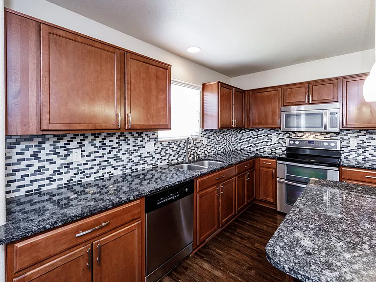 6104 Hayfield Pl — Photo 18