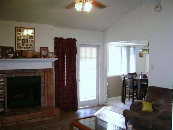 5th image of 3125 Crest Veil Dr