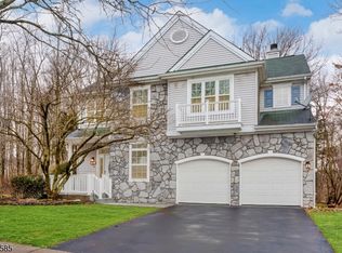 19 Rider Ter, Princeton, NJ 08540