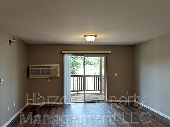 5th image of 1873 10th Ave E APT 112