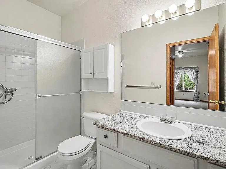 3603 Rockaway St — Photo 2