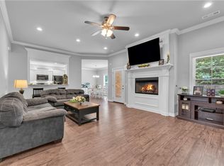 1441 Colonel McNeil Dr, Prairie Grove, AR 72753