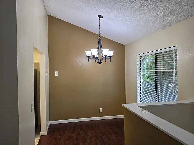 720 N Garfield Ave #1 — Photo 5