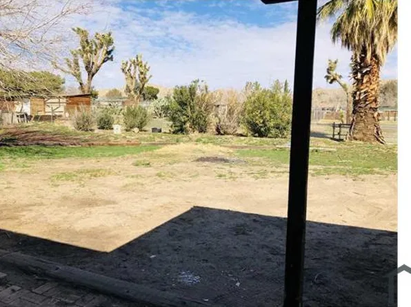 16421 Wells Fargo Ave, Lake Los Angeles, CA 93591