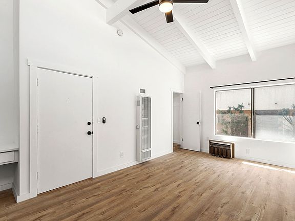 5th image of 4589 Lexington Ave #6