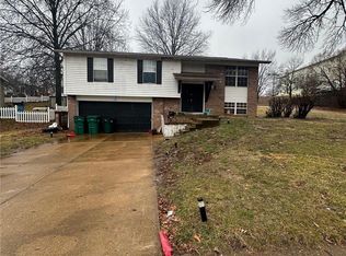 120 E Ravine Ave, Saint Louis, MO 63119