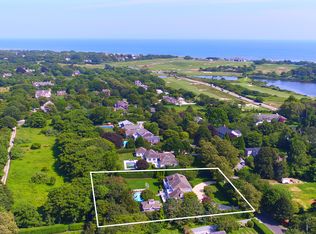 11 Pondview Ln, East Hampton, NY 11937