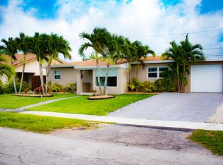 9950 Jamaica Dr, Cutler Bay, FL 33189