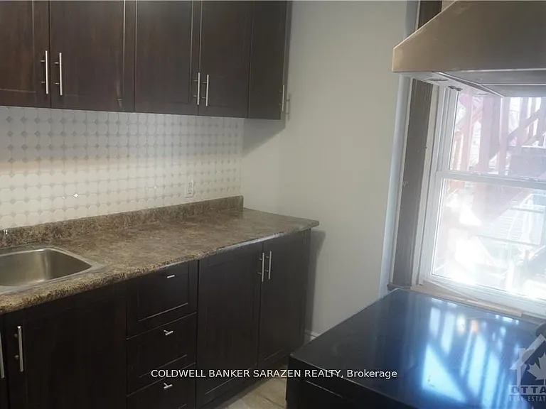 326 Flora St #2 — Photo 13