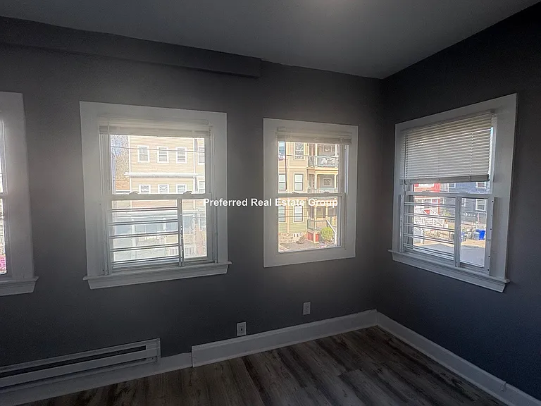 23 Crowell St #2 — Photo 6