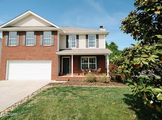 5474 Castle Pines Ln, Knoxville, TN 37920