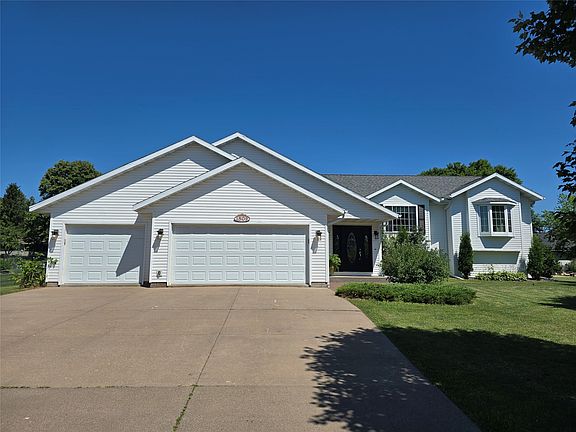 2nd image of 1509 Sabrena Court